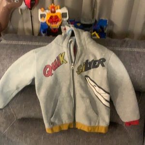 Boys Quiksilver Zip Up Hooded Jacket with Cute Surfer Dog Print. Size 7.